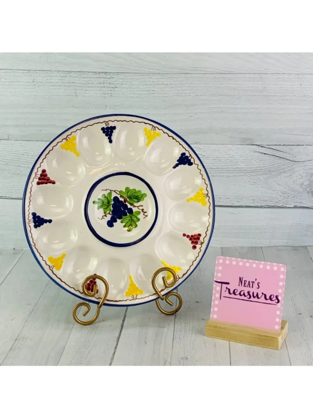 Cer Giovanni Vietri Signed COLORFUL GRAPE Pottery Divided Deviled Egg Dish Tray